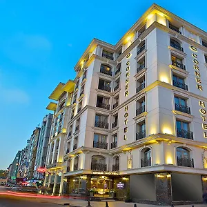 3* فندق كورنر لاليلي